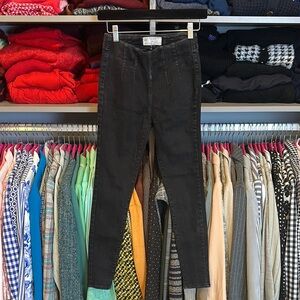 Free People black pull on 2 pocket skinny jeans size 26